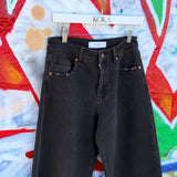 Tom By KOKA Court Marron