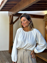 Load image into Gallery viewer, Blouse Alba blanche
