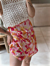 Load image into Gallery viewer, Venanzio Skirt Pink
